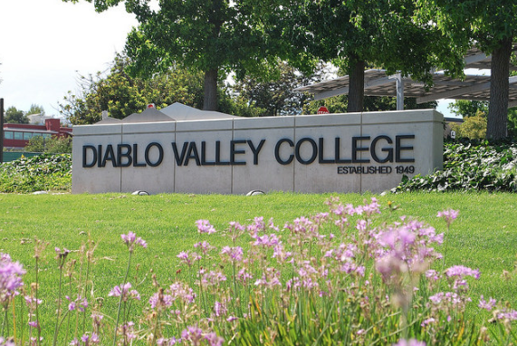 Colegio del Valle del Diablo
